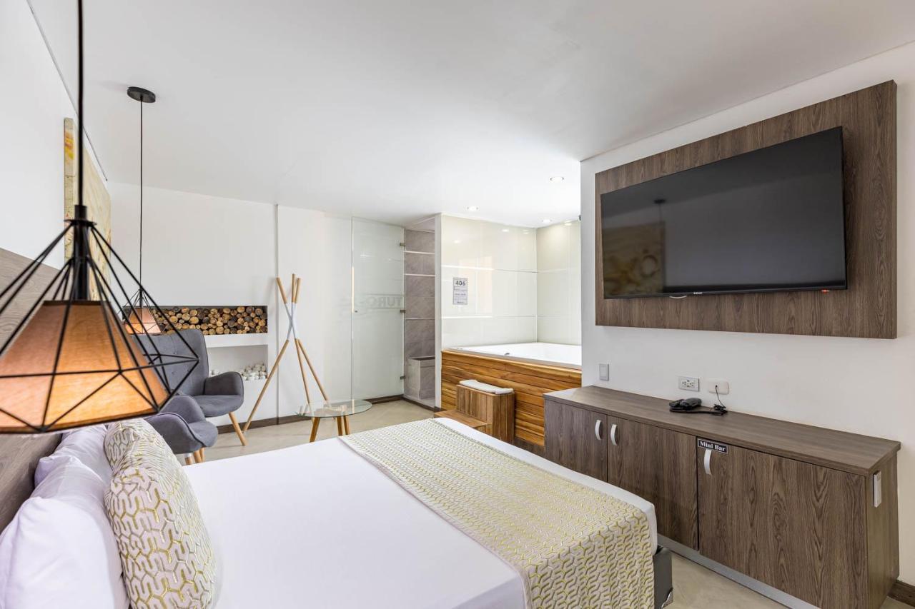 Hotel Velero San Antonio  エクステリア 写真