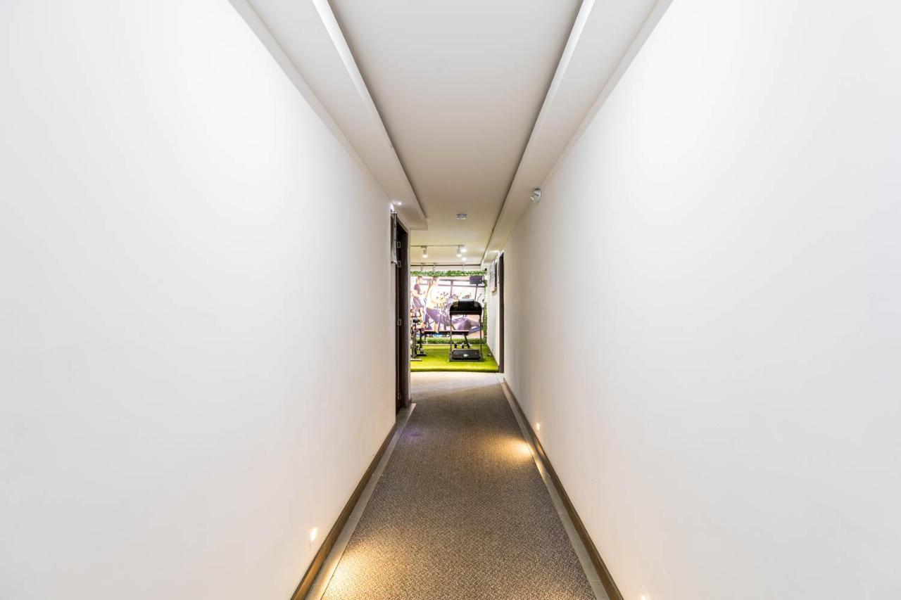 Hotel Velero San Antonio  エクステリア 写真