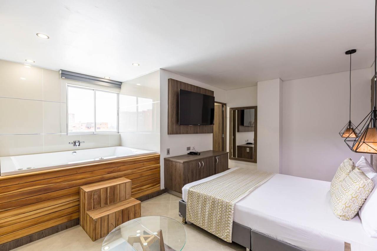 Hotel Velero San Antonio  エクステリア 写真