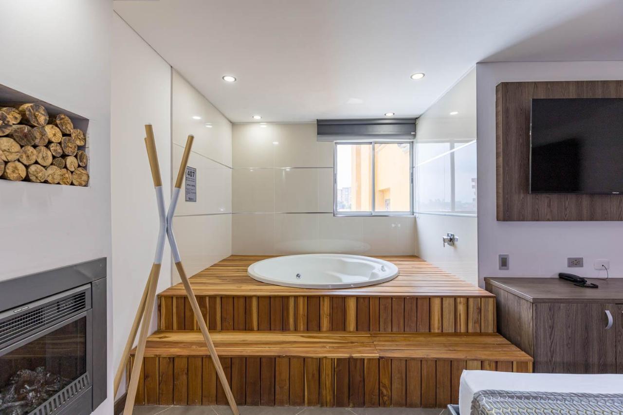 Hotel Velero San Antonio  エクステリア 写真
