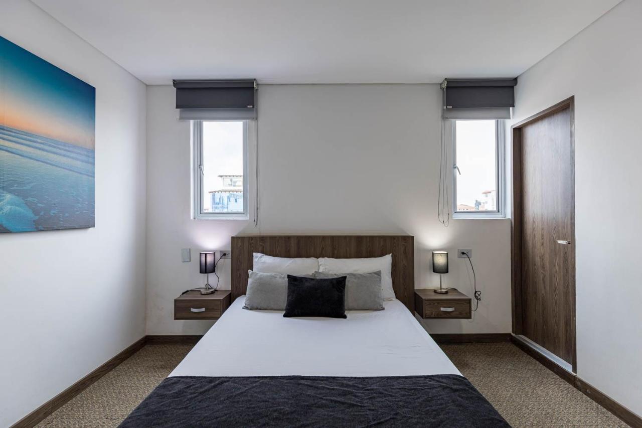 Hotel Velero San Antonio  エクステリア 写真