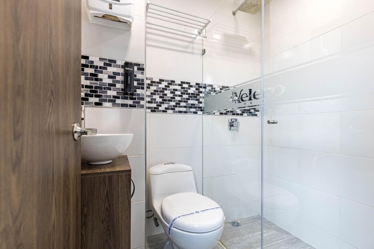 Hotel Velero San Antonio  エクステリア 写真