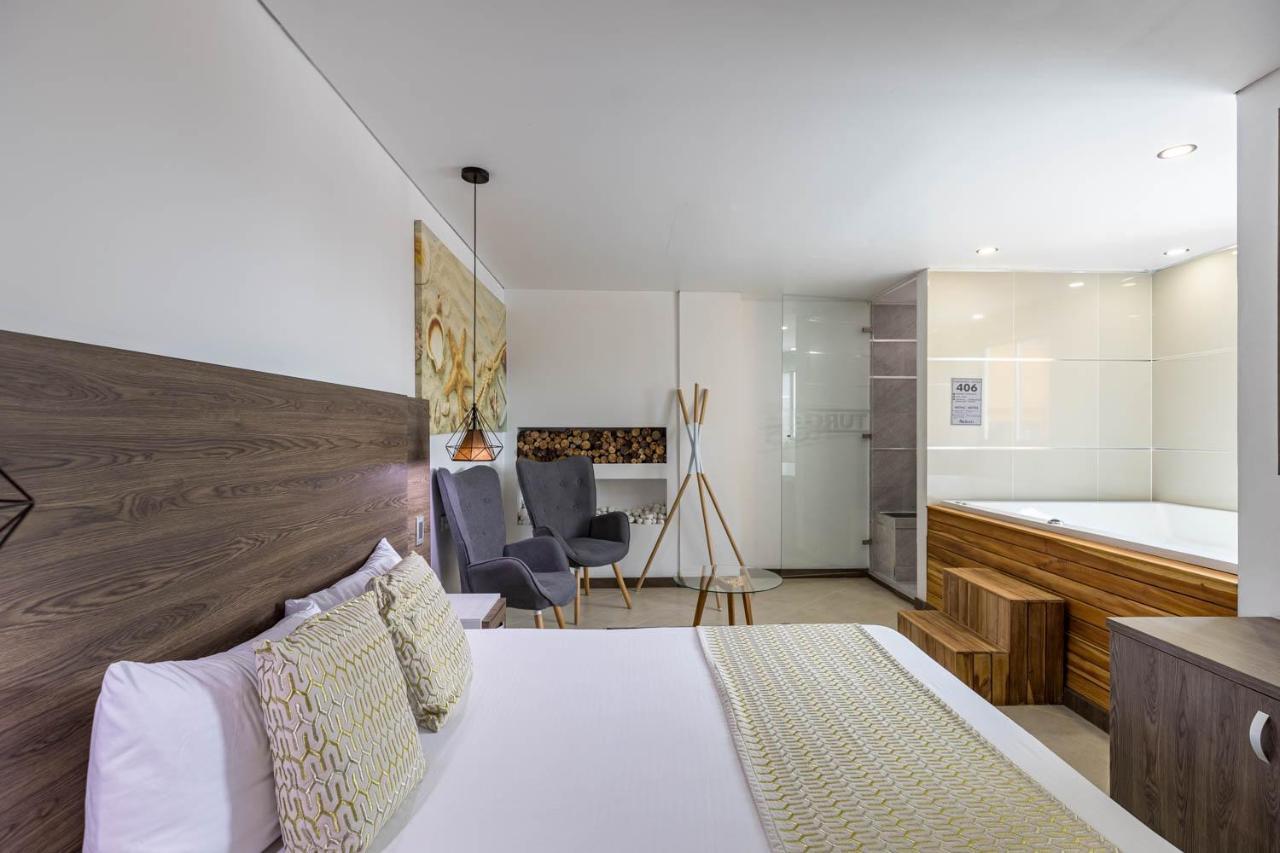 Hotel Velero San Antonio  エクステリア 写真